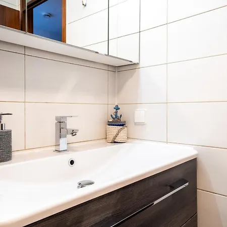 Nature Terminal - Unterwegs Zuhause Διαμέρισμα